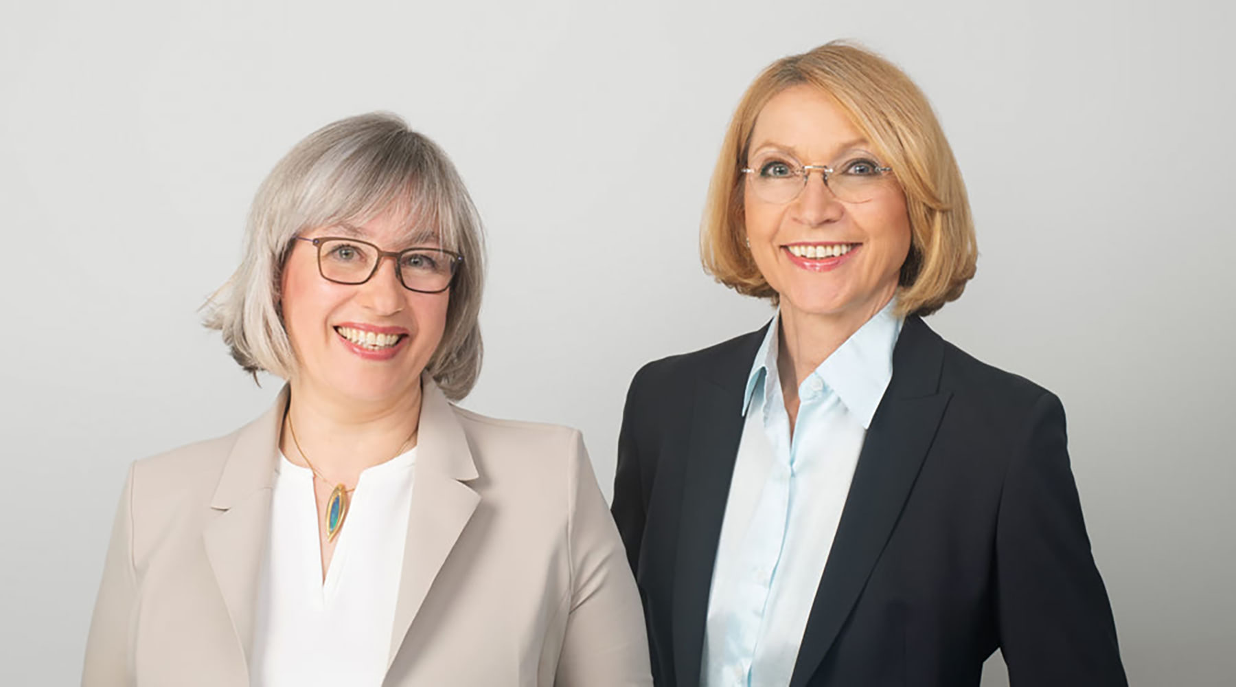 Portrait von Birgit Jänchen-van der Hoofd und Kirsten Suttorp